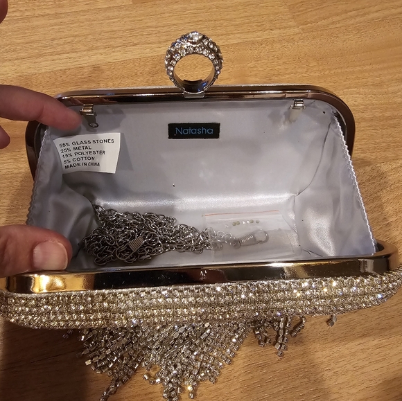 Clutch - Picture 7 of 8